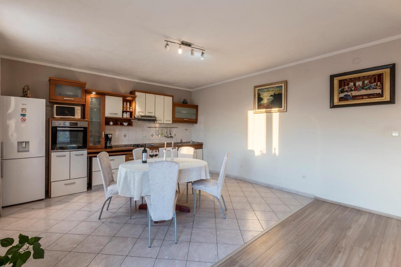 Vila Bellevue Podstrana Exteriér fotografie
